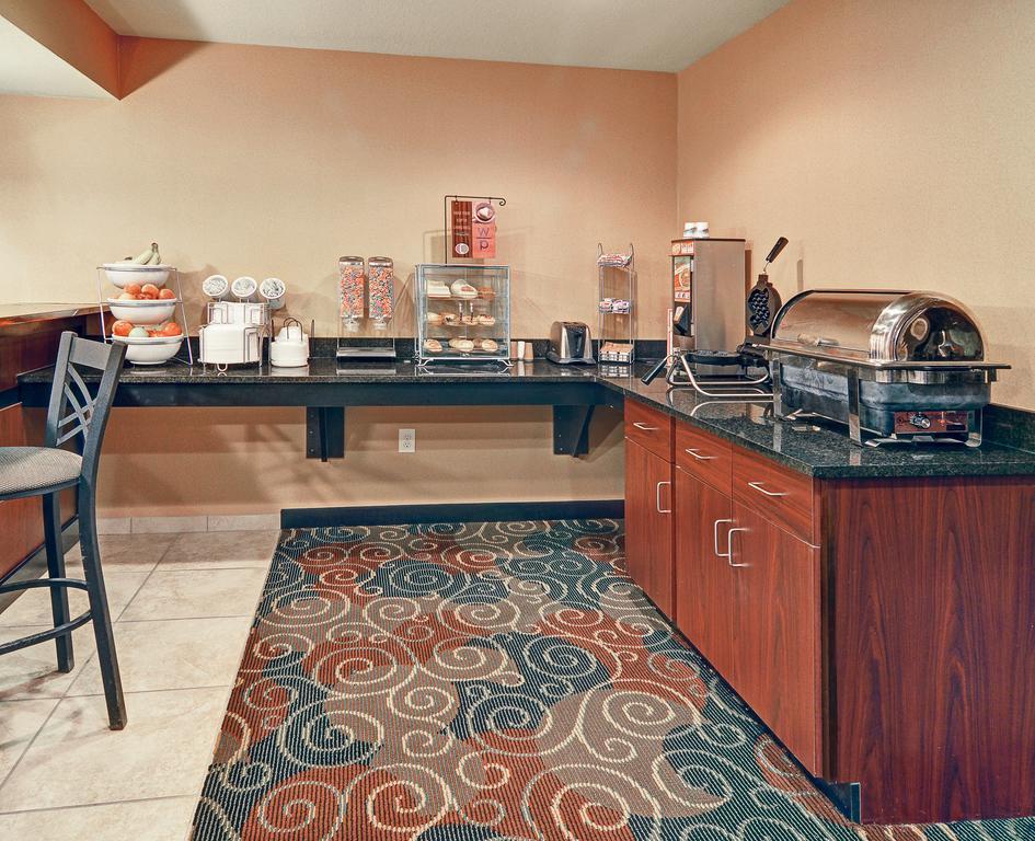 Cobblestone Inn & Suites - Big Lake 外观 照片