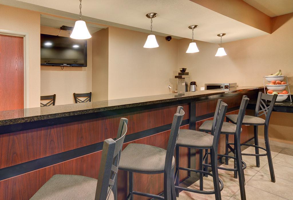 Cobblestone Inn & Suites - Big Lake 外观 照片