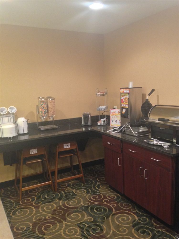 Cobblestone Inn & Suites - Big Lake 外观 照片