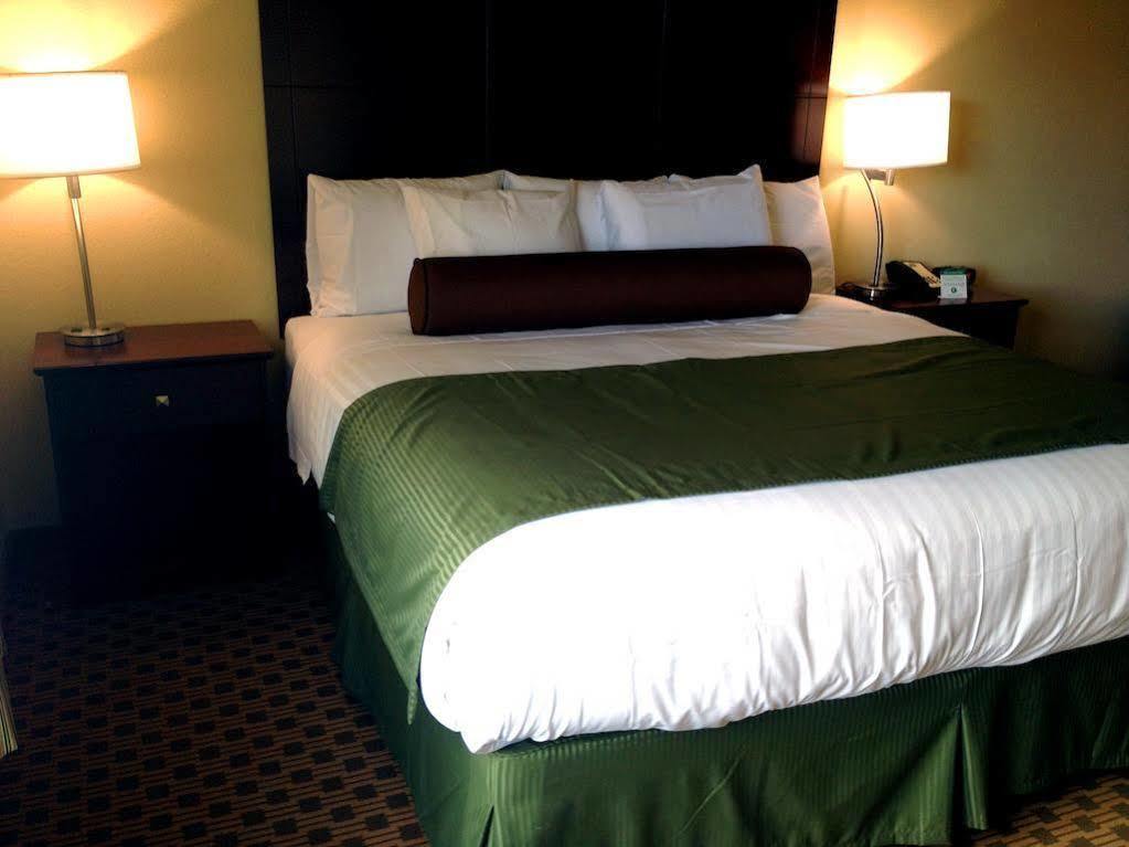 Cobblestone Inn & Suites - Big Lake 外观 照片